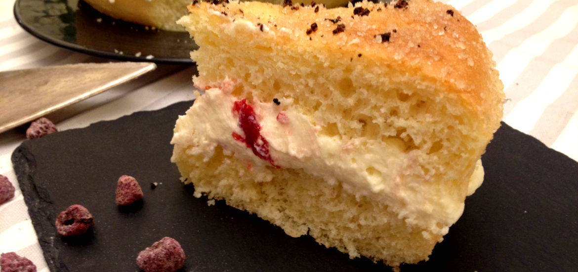 tarte_tropezienne closeup2